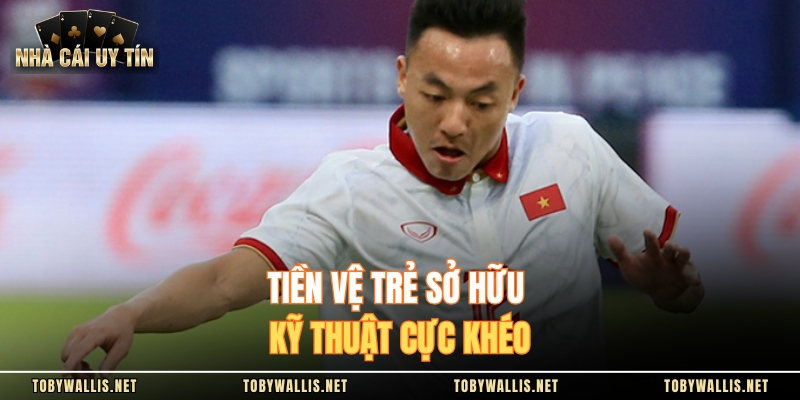 Tiền vệ trẻ sở hữu kỹ thuật cực khéo